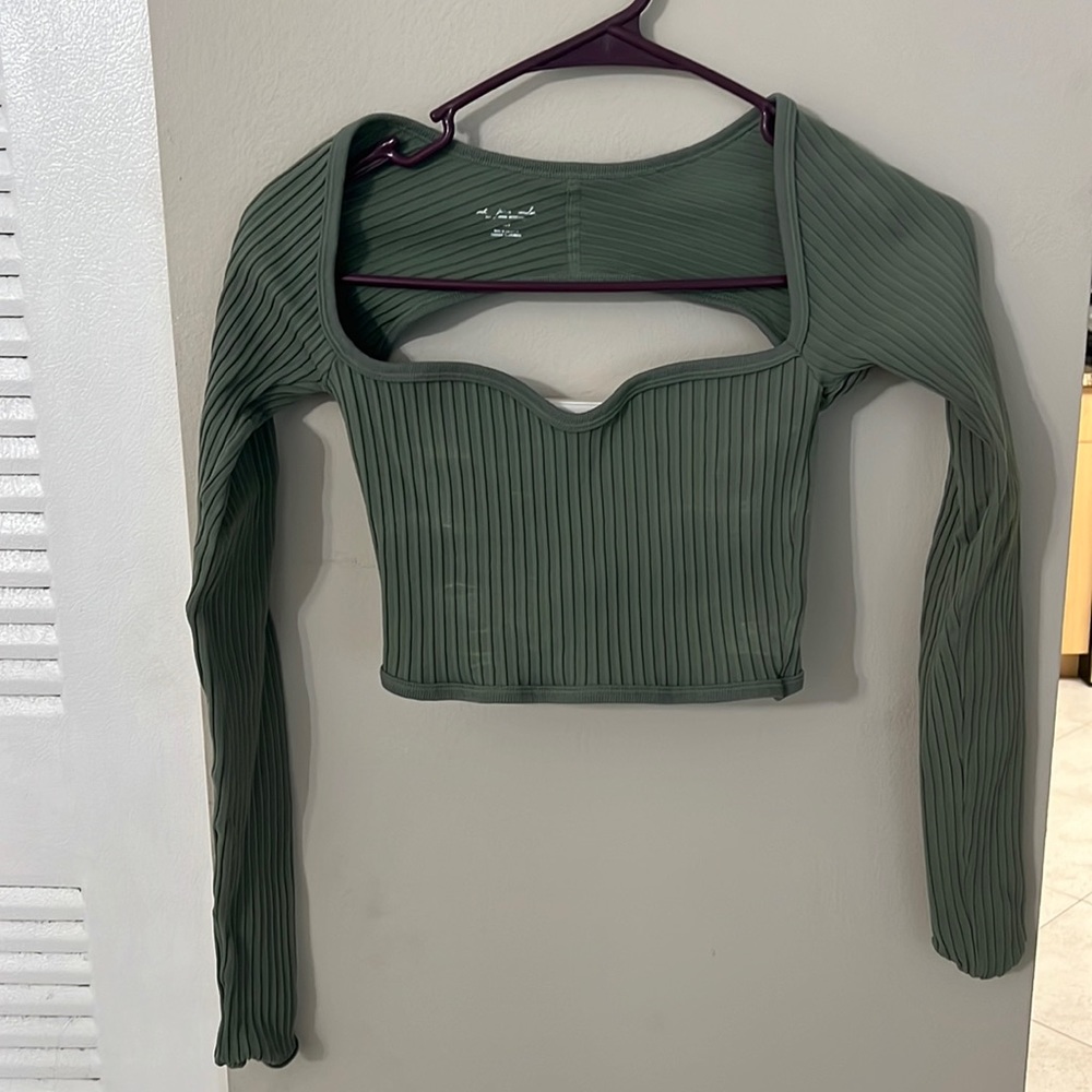 Urban outfitters fitted cropped green top